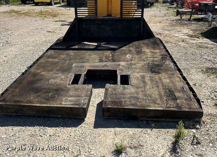 image for item NL9595 Flatbed