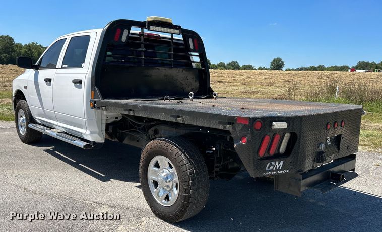 image for item NL9599 2017 Dodge Ram 2500  Crew Cab flatbed pickup truck