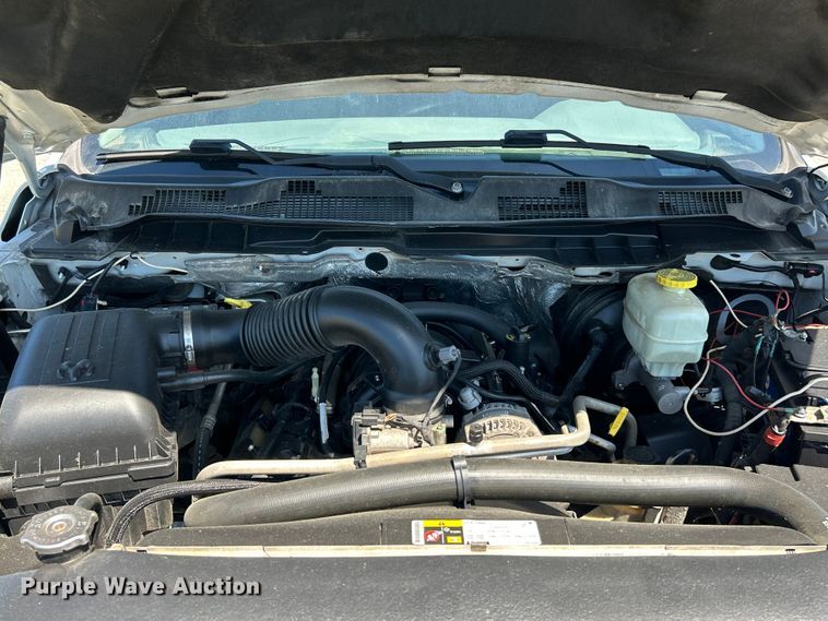 image for item NL9599 2017 Dodge Ram 2500  Crew Cab flatbed pickup truck