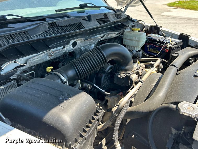 image for item NL9599 2017 Dodge Ram 2500  Crew Cab flatbed pickup truck