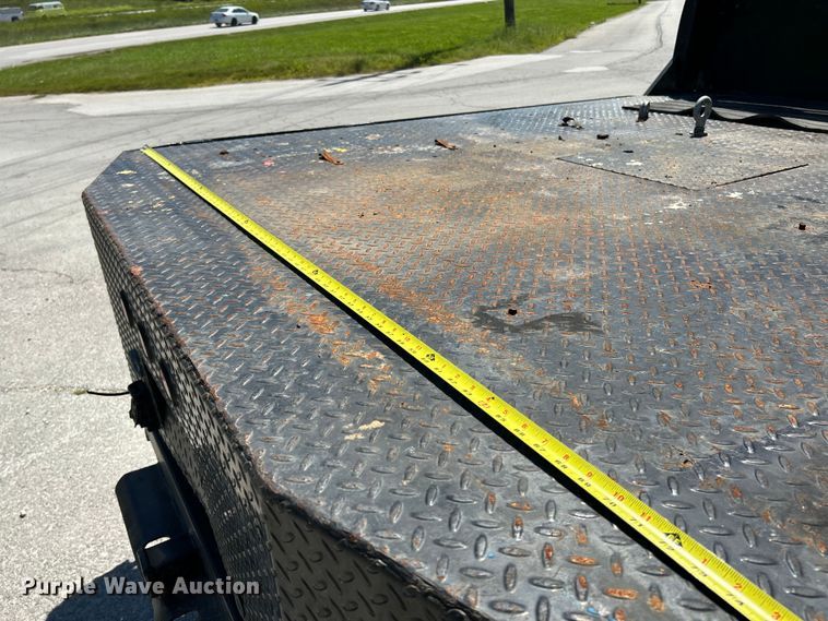 image for item NL9599 2017 Dodge Ram 2500  Crew Cab flatbed pickup truck