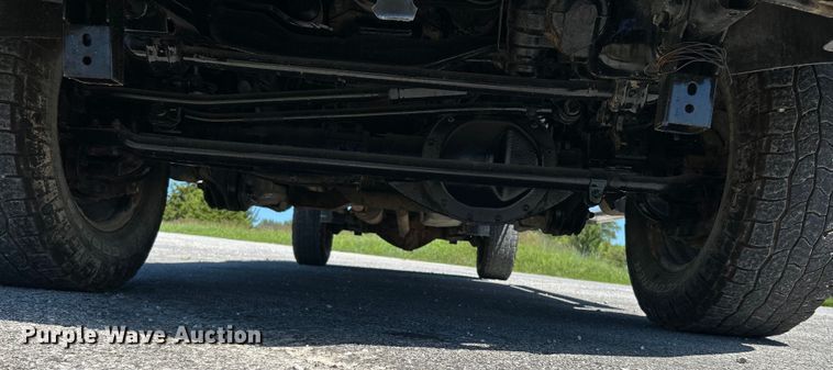 image for item NL9599 2017 Dodge Ram 2500  Crew Cab flatbed pickup truck