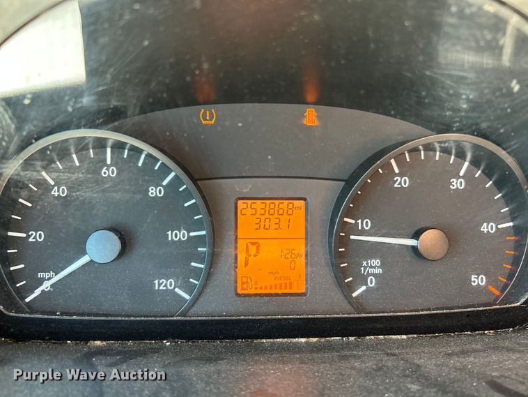 image for item NL9600 2014 Mercedes Benz Sprinter 2500  delivery van