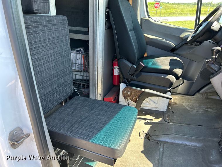 image for item NL9600 2014 Mercedes Benz Sprinter 2500  delivery van