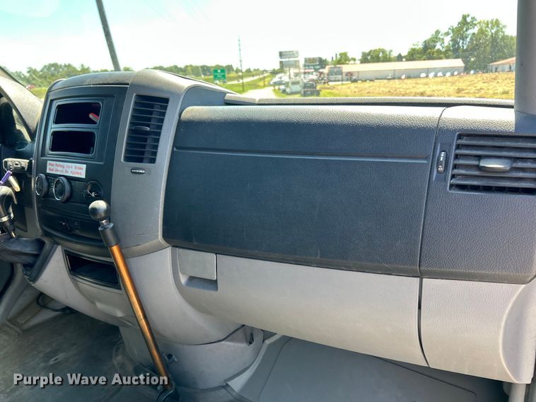 image for item NL9600 2014 Mercedes Benz Sprinter 2500  delivery van