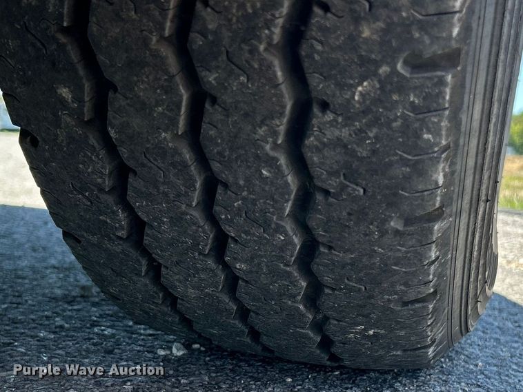 image for item NL9600 2014 Mercedes Benz Sprinter 2500  delivery van