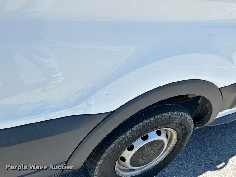 image for item NL9601 2015 Ford Transit 150  van