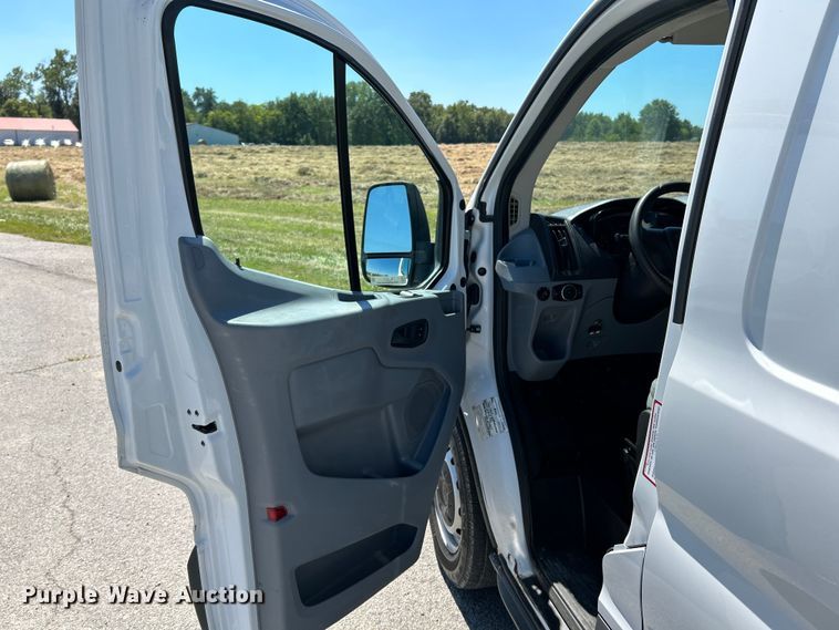image for item NL9601 2015 Ford Transit 150  van