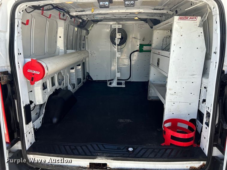 image for item NL9601 2015 Ford Transit 150  van