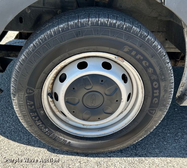 image for item NL9601 2015 Ford Transit 150  van