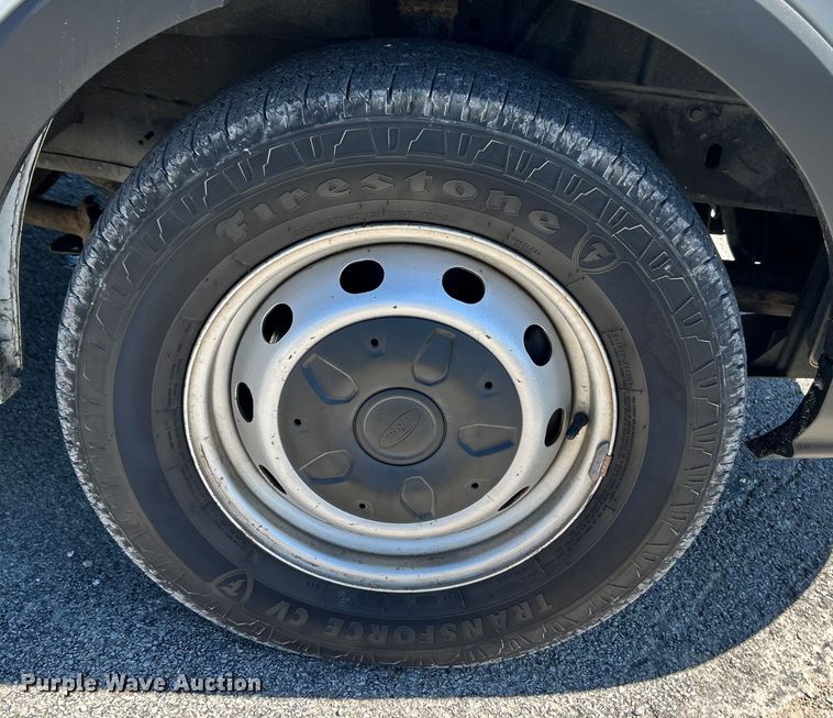 image for item NL9601 2015 Ford Transit 150  van