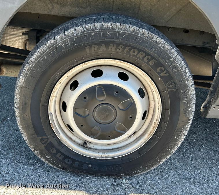 image for item NL9601 2015 Ford Transit 150  van