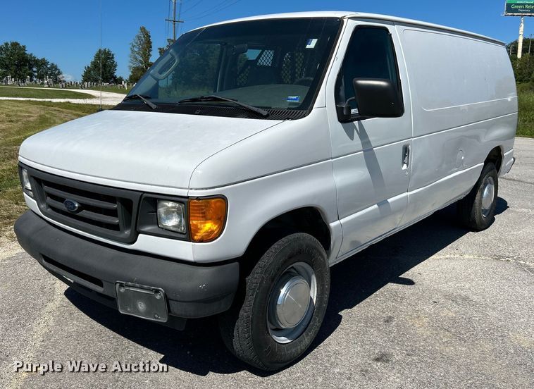 image for item NL9602 2005 Ford E-250  van