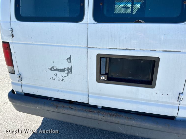 image for item NL9602 2005 Ford E-250  van