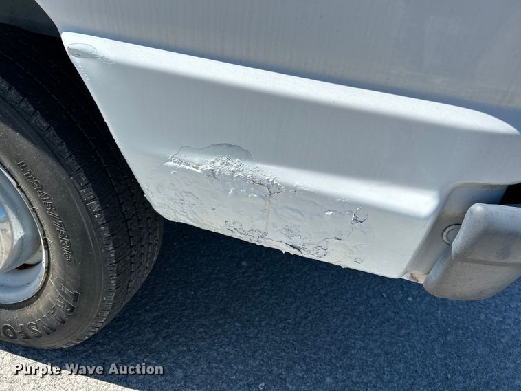 image for item NL9602 2005 Ford E-250  van