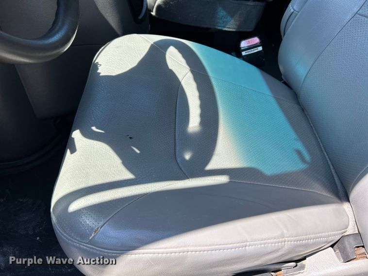 image for item NL9602 2005 Ford E-250  van