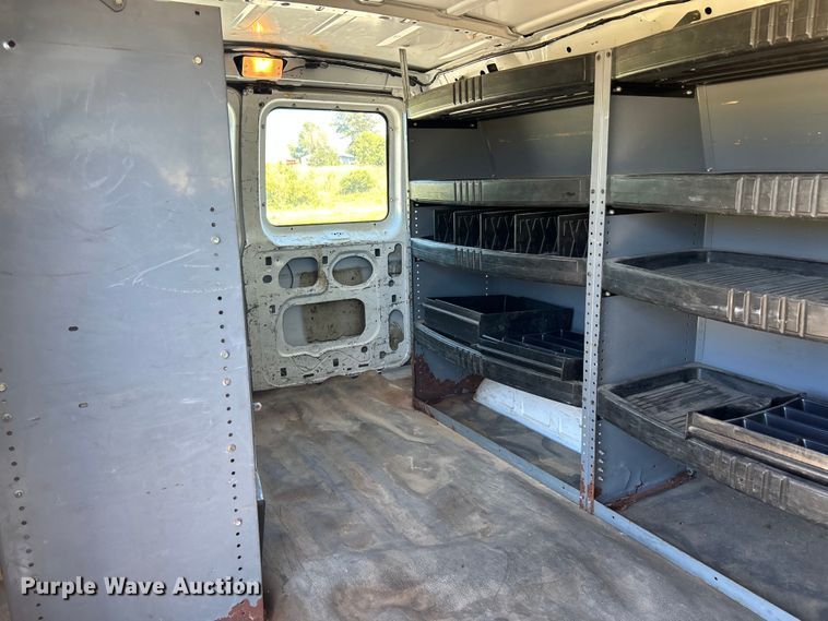 image for item NL9602 2005 Ford E-250  van