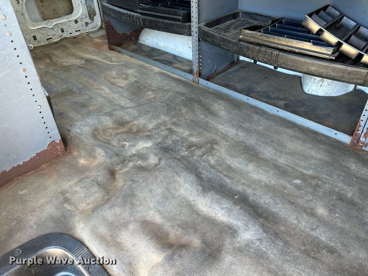 image for item NL9602 2005 Ford E-250  van