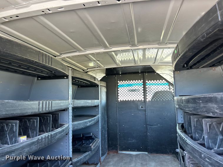 image for item NL9602 2005 Ford E-250  van