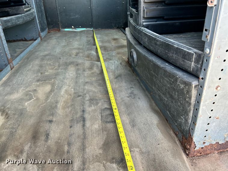 image for item NL9602 2005 Ford E-250  van