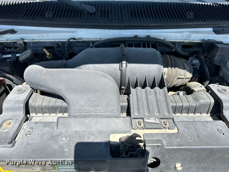 image for item NL9602 2005 Ford E-250  van