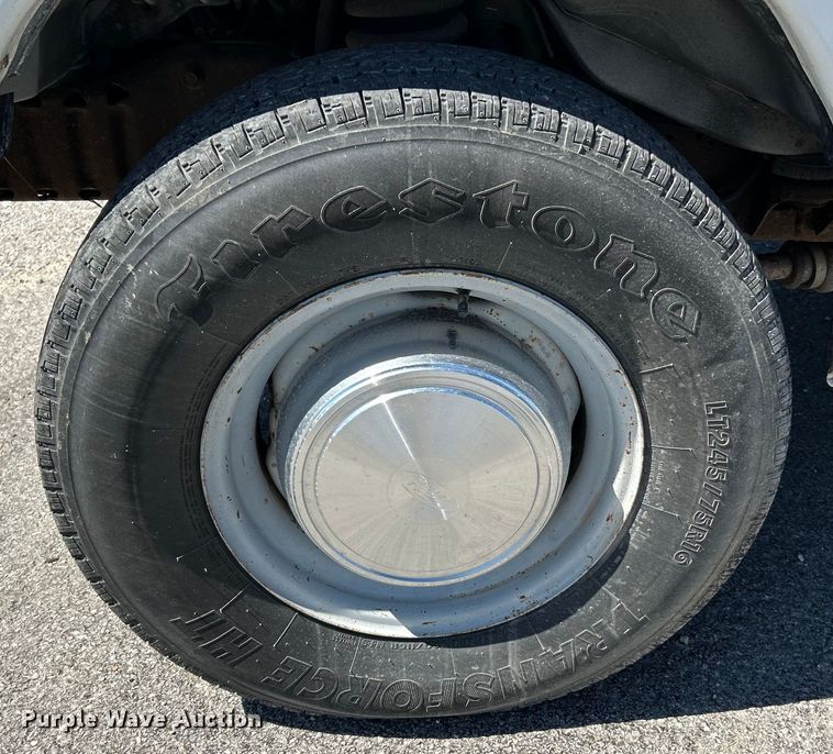 image for item NL9602 2005 Ford E-250  van