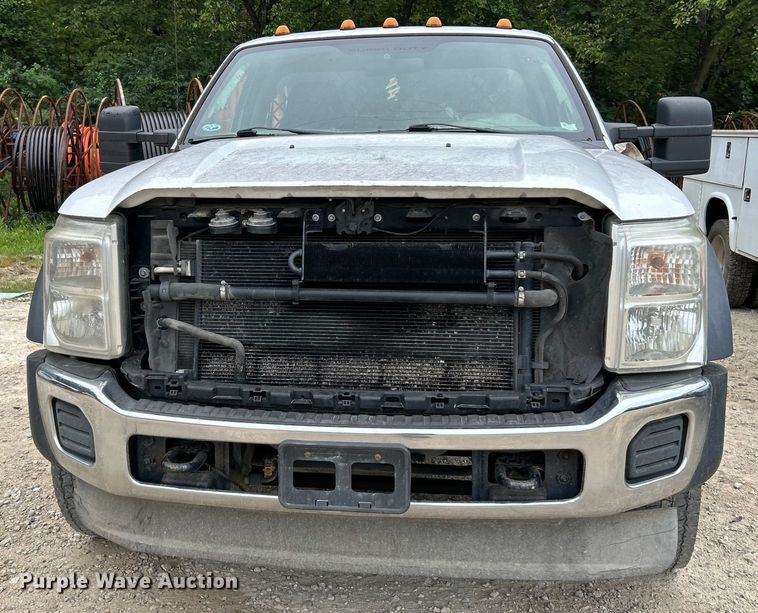 image for item NL9607 2012 Ford F550 Super Duty XL  flatbed truck