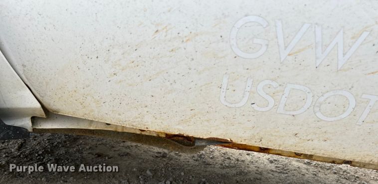 image for item NL9607 2012 Ford F550 Super Duty XL  flatbed truck