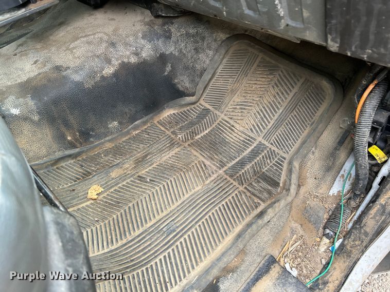 image for item NL9607 2012 Ford F550 Super Duty XL  flatbed truck