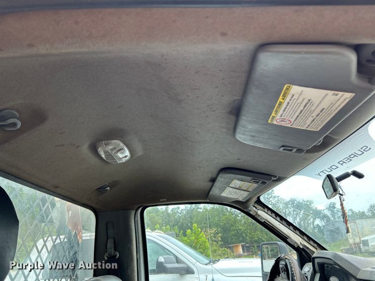 image for item NL9607 2012 Ford F550 Super Duty XL  flatbed truck