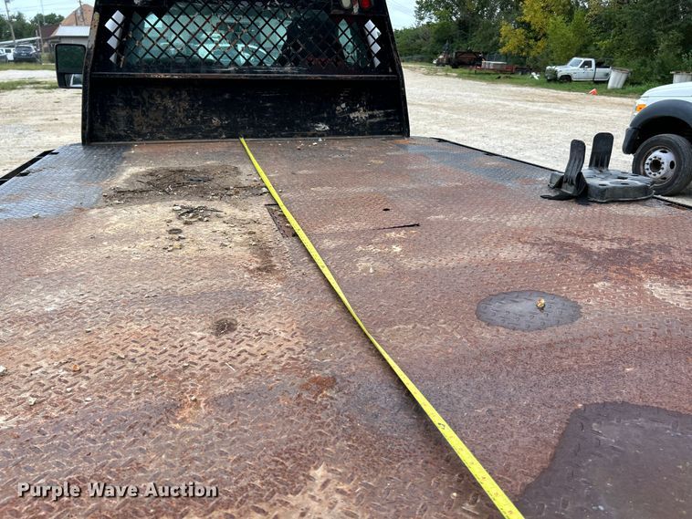 image for item NL9607 2012 Ford F550 Super Duty XL  flatbed truck