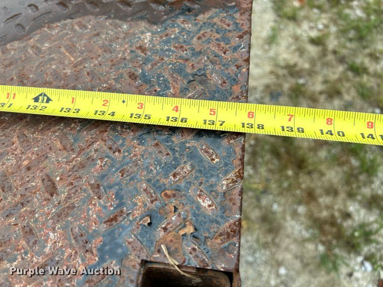 image for item NL9607 2012 Ford F550 Super Duty XL  flatbed truck