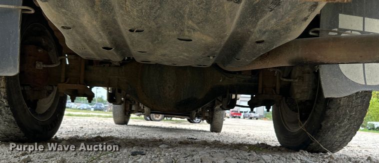 image for item NL9607 2012 Ford F550 Super Duty XL  flatbed truck