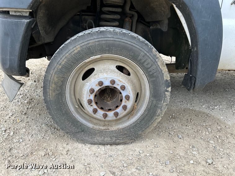 image for item NL9607 2012 Ford F550 Super Duty XL  flatbed truck