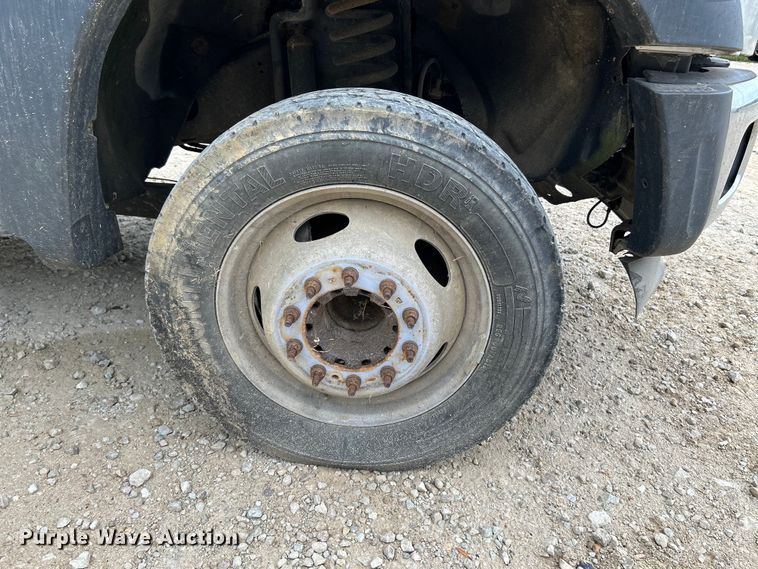 image for item NL9607 2012 Ford F550 Super Duty XL  flatbed truck