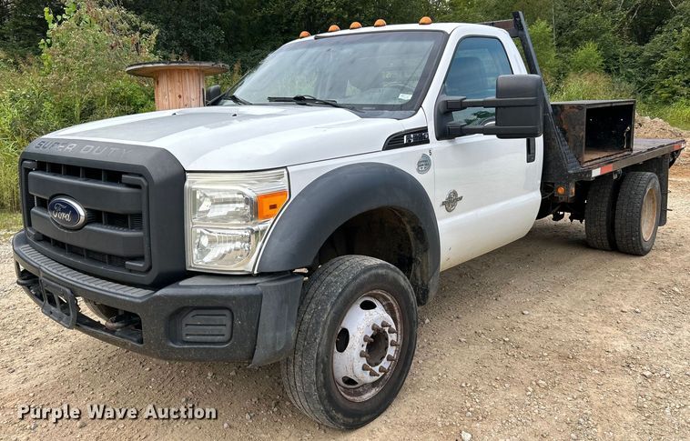 image for item NL9609 2012 Ford F550 Super Duty XL  flatbed truck