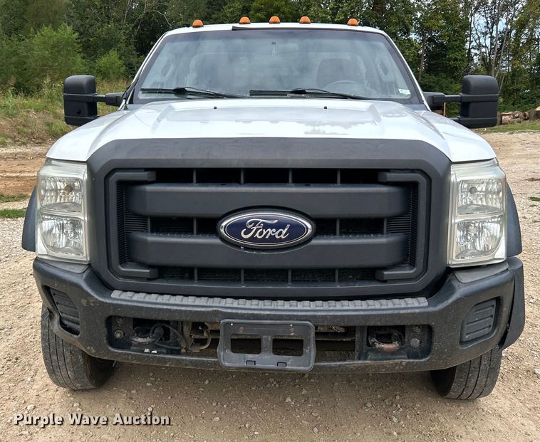 image for item NL9609 2012 Ford F550 Super Duty XL  flatbed truck