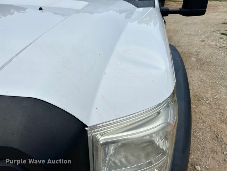 image for item NL9609 2012 Ford F550 Super Duty XL  flatbed truck