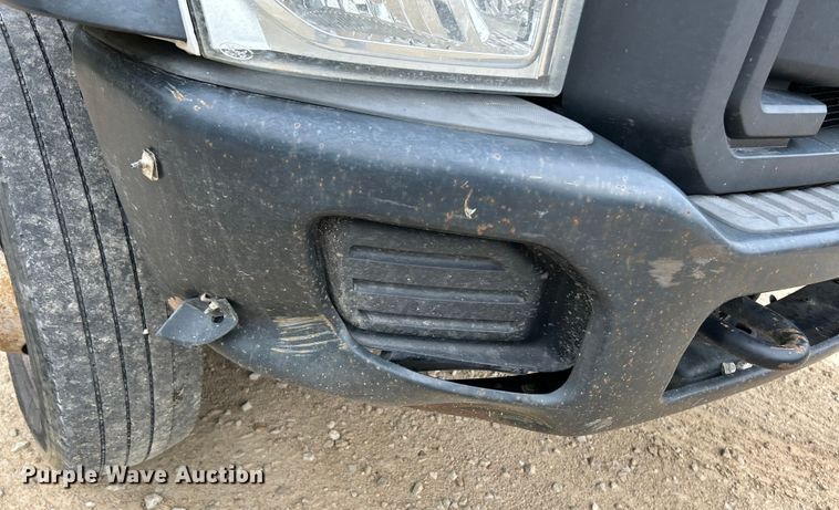 image for item NL9609 2012 Ford F550 Super Duty XL  flatbed truck