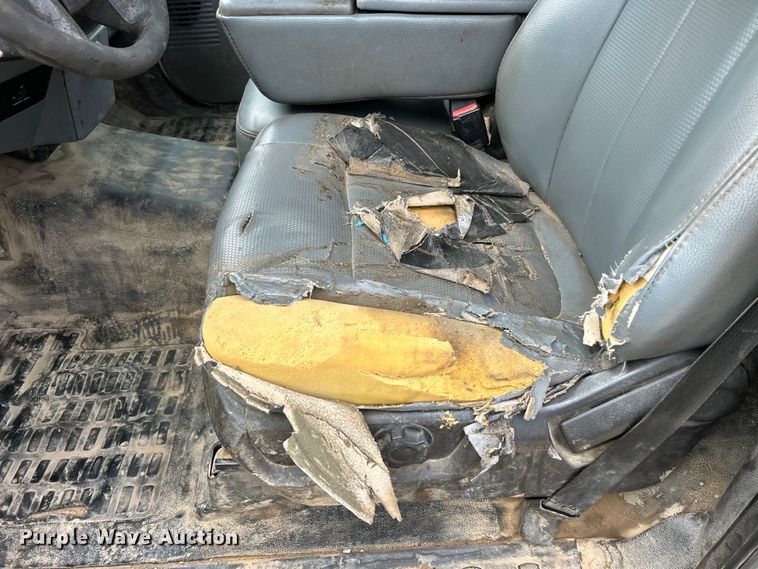 image for item NL9609 2012 Ford F550 Super Duty XL  flatbed truck