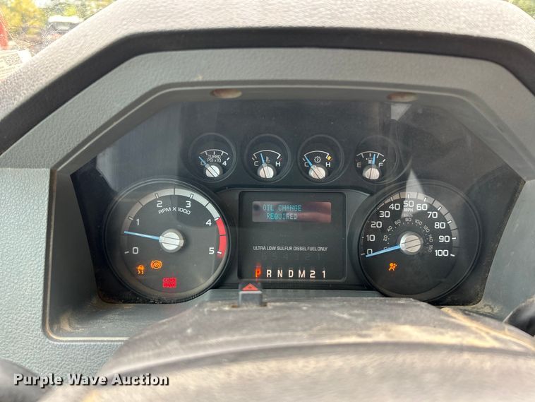 image for item NL9609 2012 Ford F550 Super Duty XL  flatbed truck