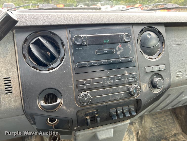 image for item NL9609 2012 Ford F550 Super Duty XL  flatbed truck