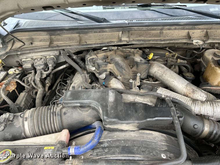 image for item NL9609 2012 Ford F550 Super Duty XL  flatbed truck