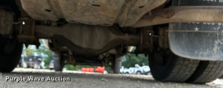 image for item NL9609 2012 Ford F550 Super Duty XL  flatbed truck