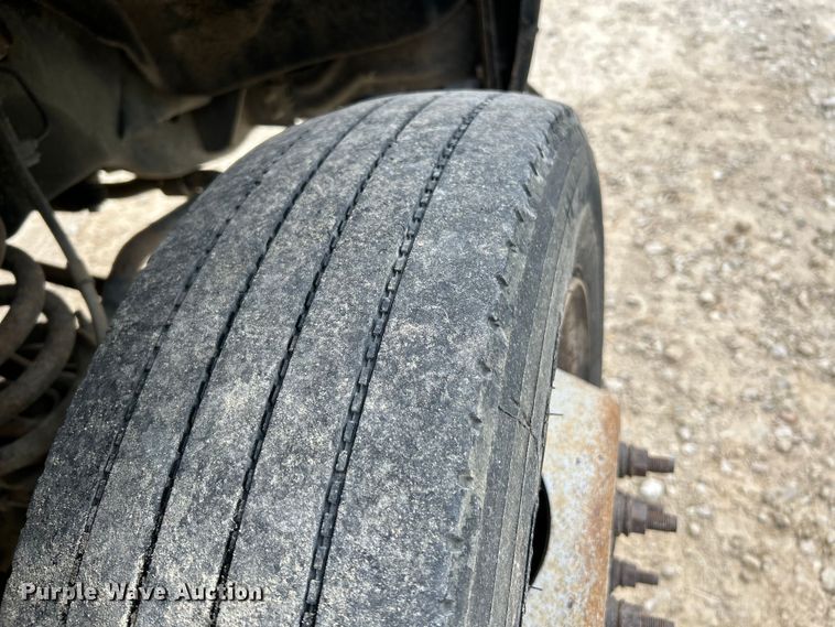 image for item NL9609 2012 Ford F550 Super Duty XL  flatbed truck