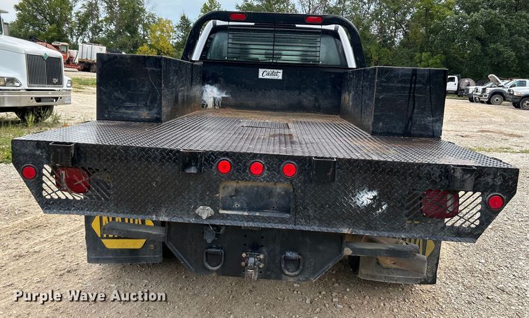 image for item NL9610 2018 Ford F550 Super Duty XL  Crew Cab flatbed truck