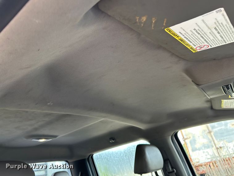 image for item NL9610 2018 Ford F550 Super Duty XL  Crew Cab flatbed truck