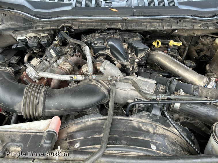 image for item NL9610 2018 Ford F550 Super Duty XL  Crew Cab flatbed truck