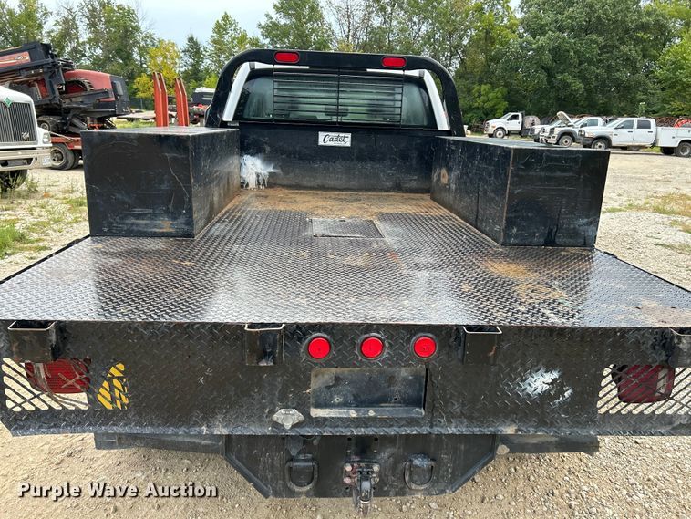 image for item NL9610 2018 Ford F550 Super Duty XL  Crew Cab flatbed truck