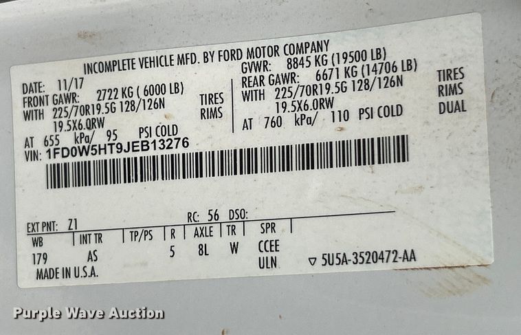 image for item NL9610 2018 Ford F550 Super Duty XL  Crew Cab flatbed truck